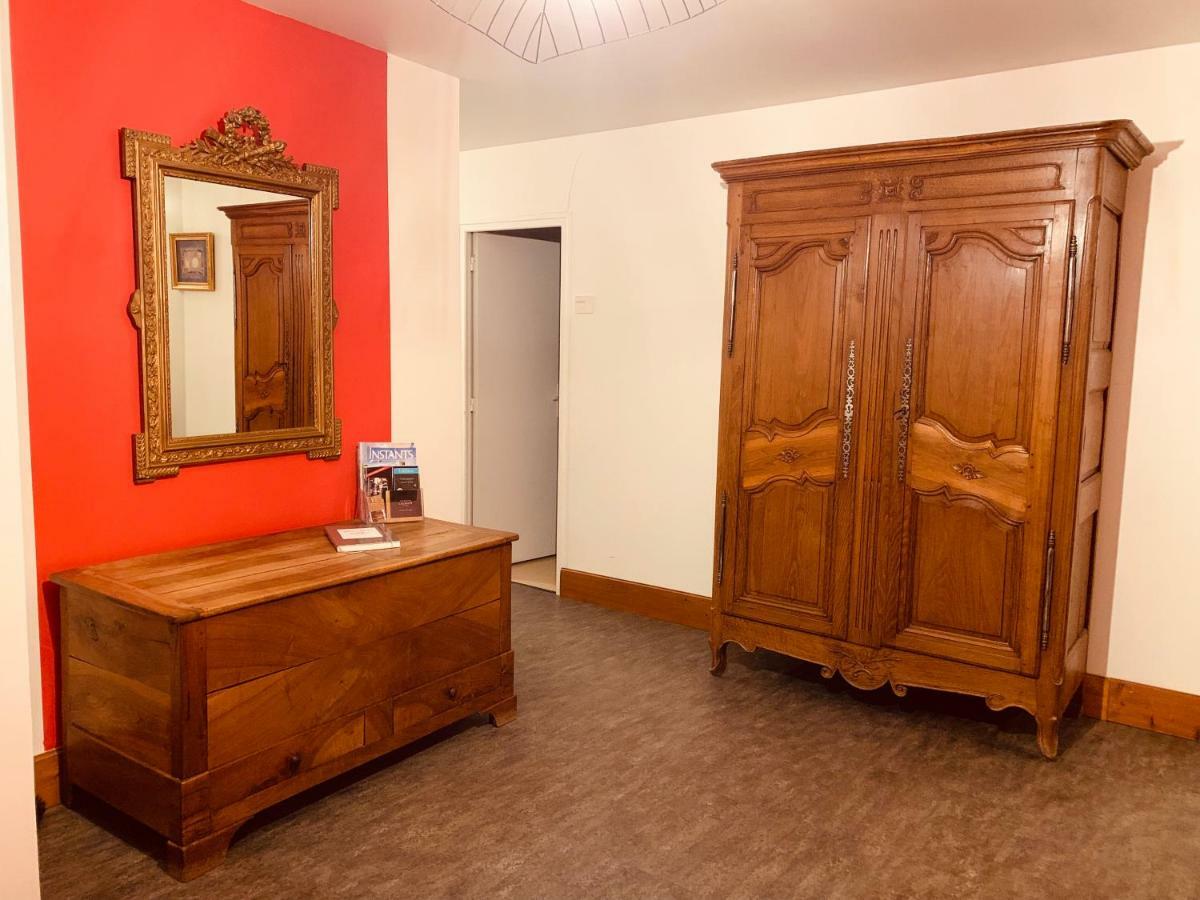 Le Gîte du Domaine Miltat Pierry Extérieur photo